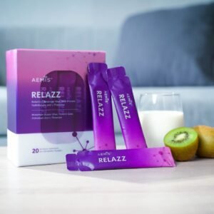 RELAZZ sachets with kiwi and milk, the drink's botanical and Lactium milk base