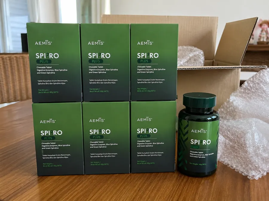 A six-box SPIRO Plus order unpacked